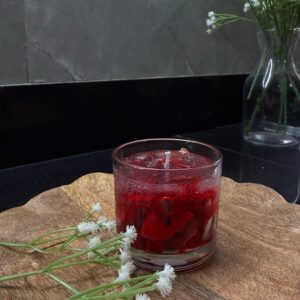 Red valvet candle